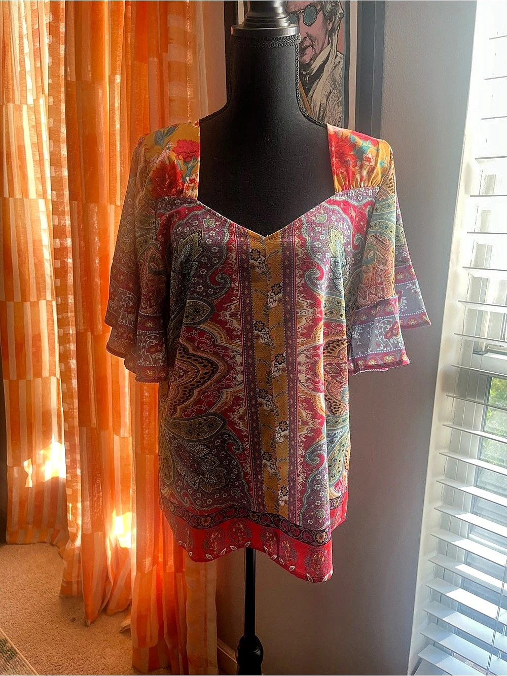 Umgee Mixed Print Multicolor Paisley Flutter Sleeve Blouse Red & Blue Large